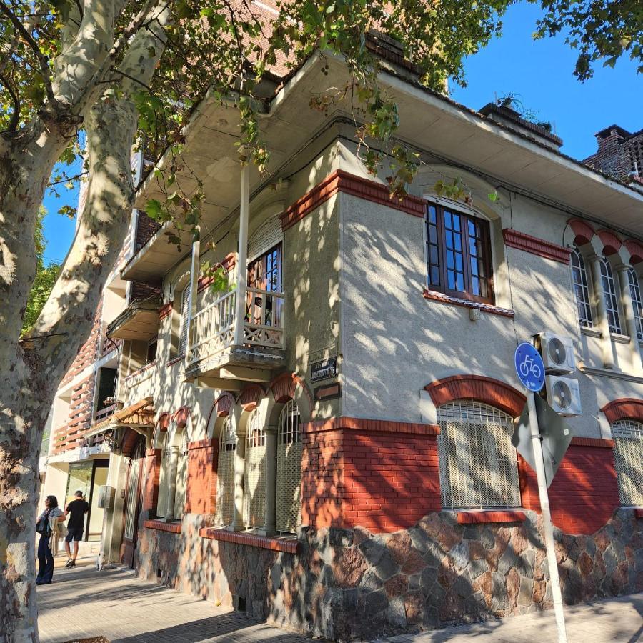 Youki Haus Hostel มอนเตวิเดโอ ภายนอก รูปภาพ
